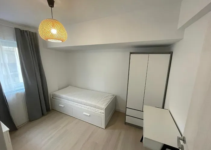 Cismigiu Bucharest Central 2 Bedrooms Apartment